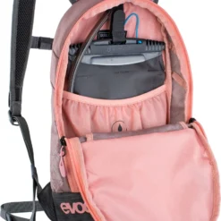 Evoc Joyride 4 L - Kinderrugzak - Roze/Grijs -Aanbiedingen Rij Plezier Winkel 4250450724841 JOYRIDE 4L DUSTYPINK CARBON GREY D2