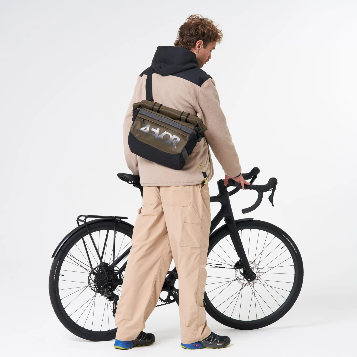 AEVOR Triple Bike Bag - Proof Olijf Goud 13 AEVOR Triple Bike Bag - Proof Olijf Goud - Afbeelding 13